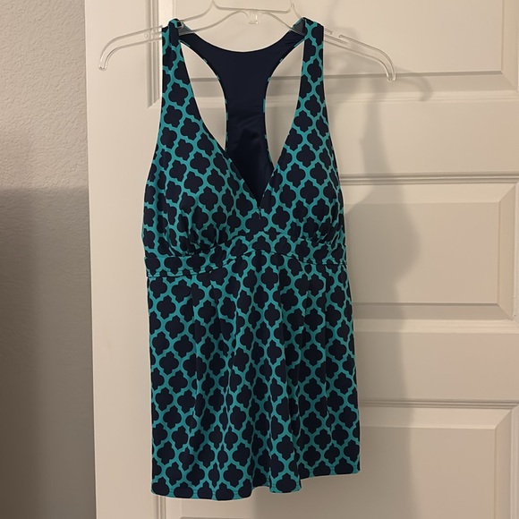 Lands End Aqua Navy Tankini top SZ 12 geometric shapes halter top style vacation - Picture 2 of 16